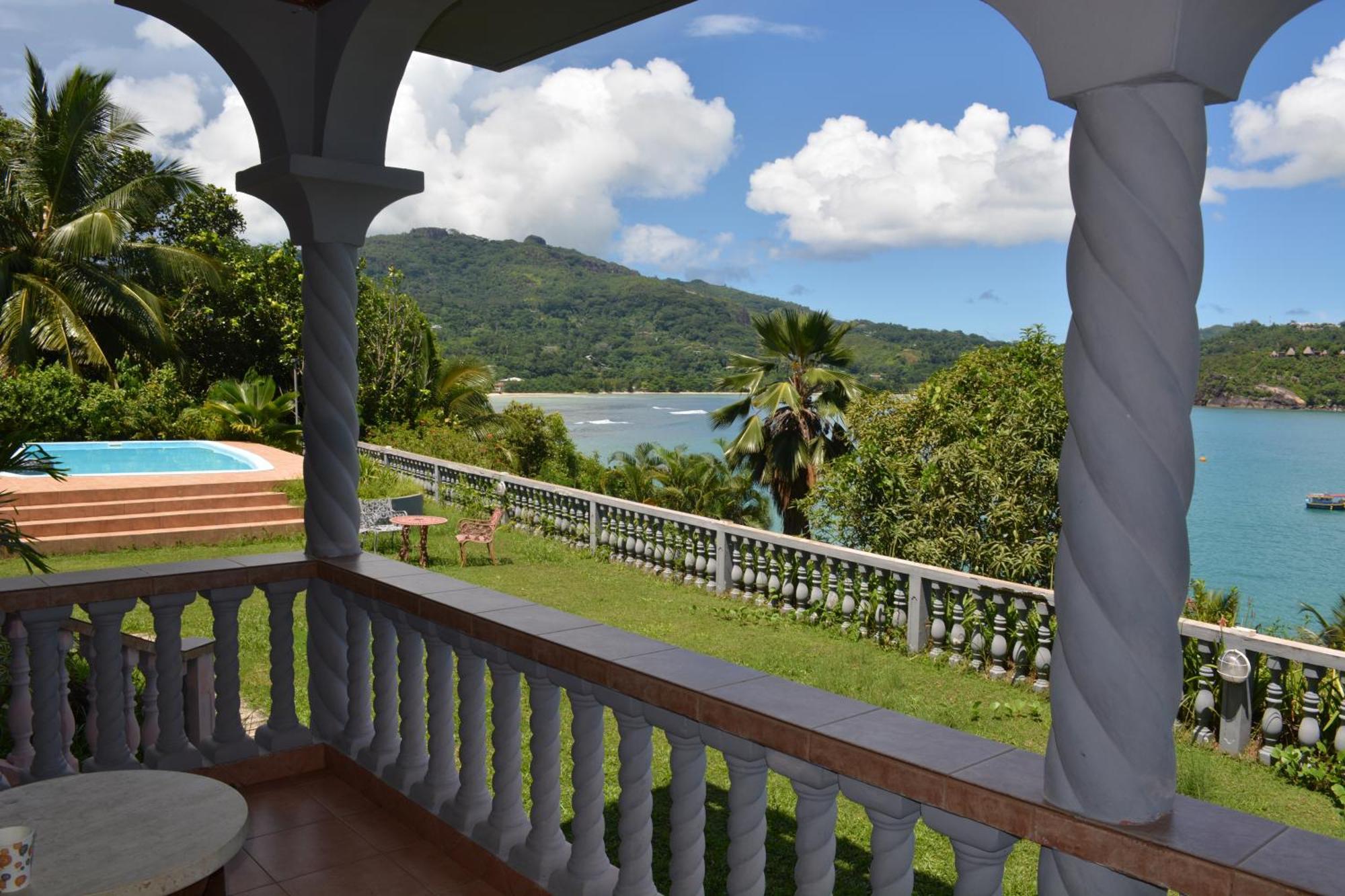 Bayview Villa -Sea Side Villa Anse Boileau Exterior foto