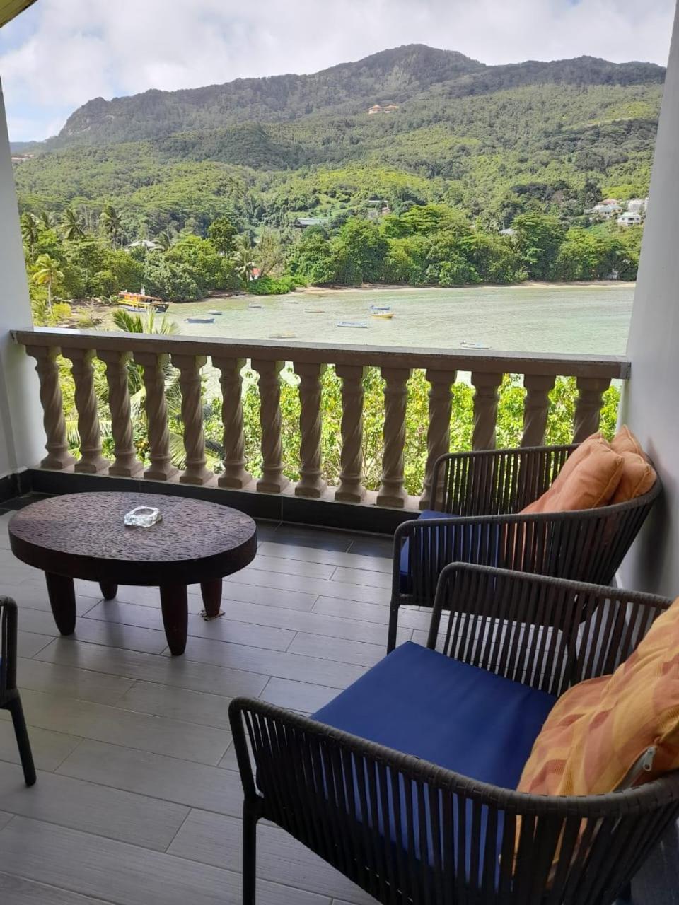 Bayview Villa -Sea Side Villa Anse Boileau Exterior foto